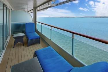 RCI, Grandeur of the Seas, Owner's Suite 1.jpg